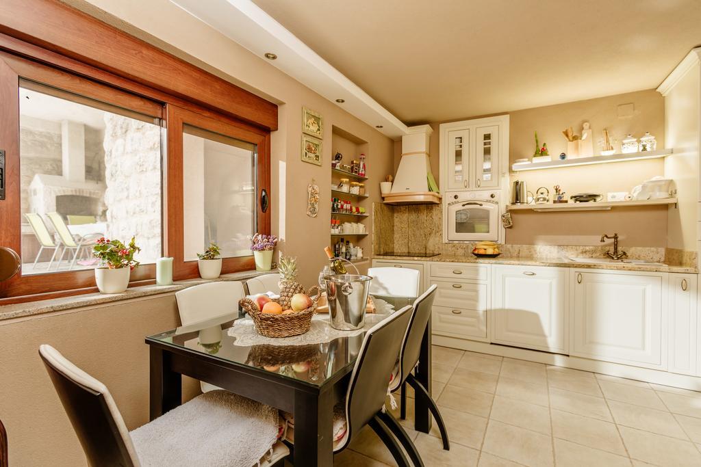 Villa Luxury Stone On The Sea With Private Pool And View Kotor Exterior foto