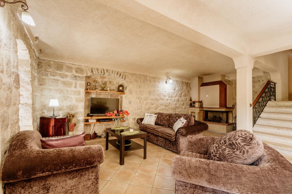 Villa Luxury Stone On The Sea With Private Pool And View Kotor Exterior foto